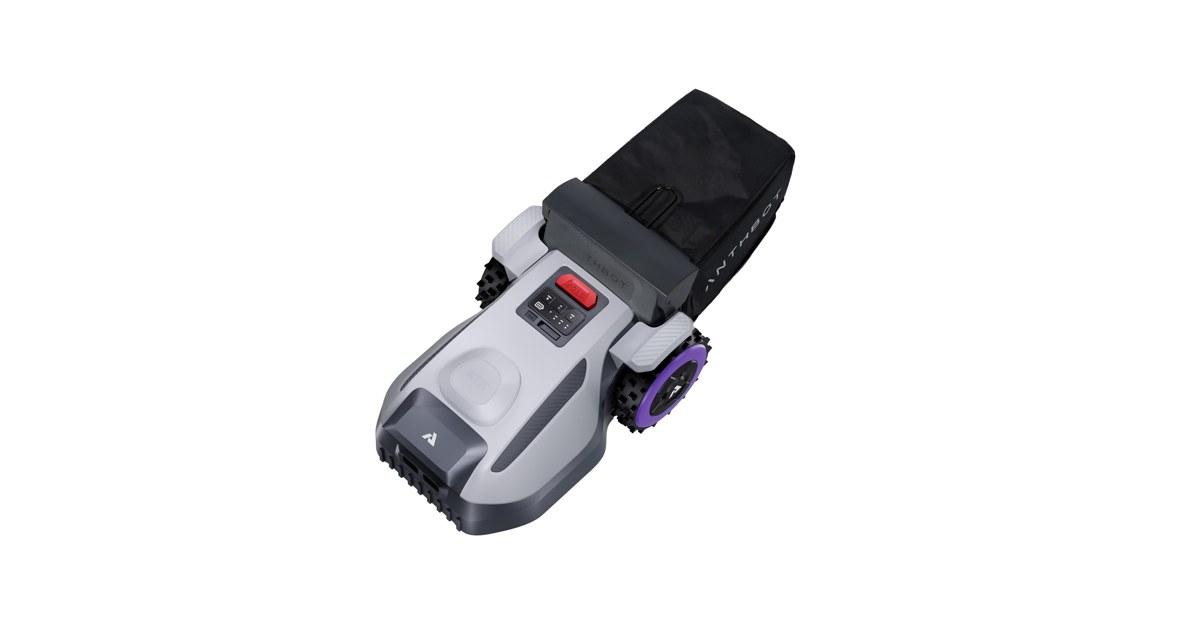 Render oficial del ANTHBOT N8 con el accesorio de recogida de césped.