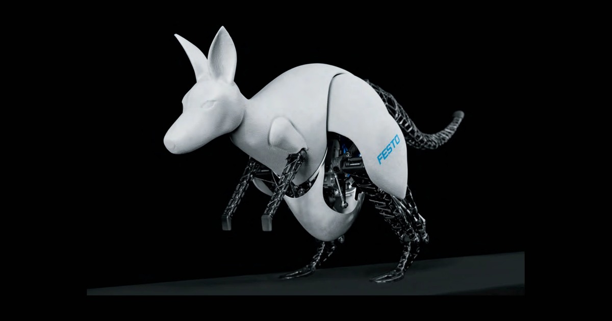 BionicKangaroo de Festo completo, con patas articuladas y cola visibles durante un salto.
