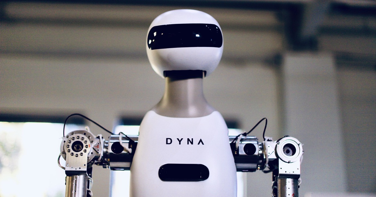 DYNA-2 entrena robots con un millón de horas de vídeo humano