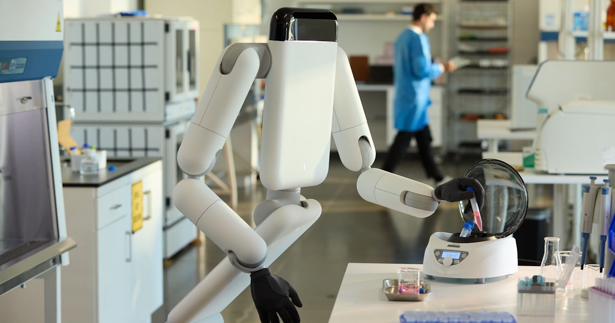 Genesis AI presenta Eno, un robot generalista con ruedas