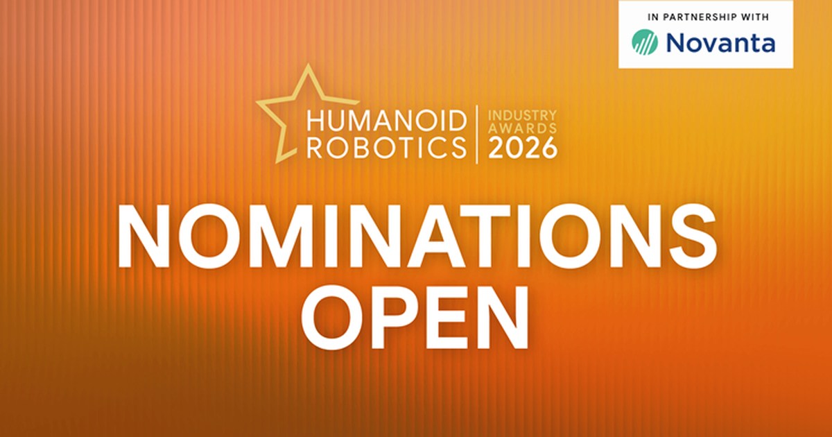 Cartel oficial naranja de los Humanoid Robotics Industry Awards 2026 que anuncia la apertura de candidaturas, con el logotipo de Novanta.