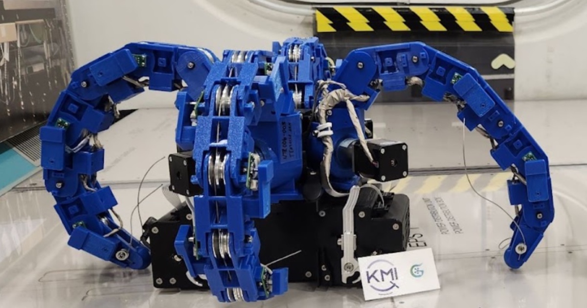 Kall Morris prueba en la ISS su robot para atrapar basura espacial