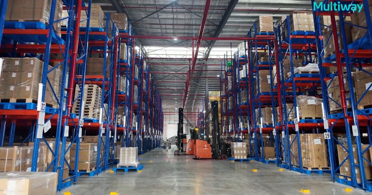 Multiway automatiza 5.000 ubicaciones con tres carretillas