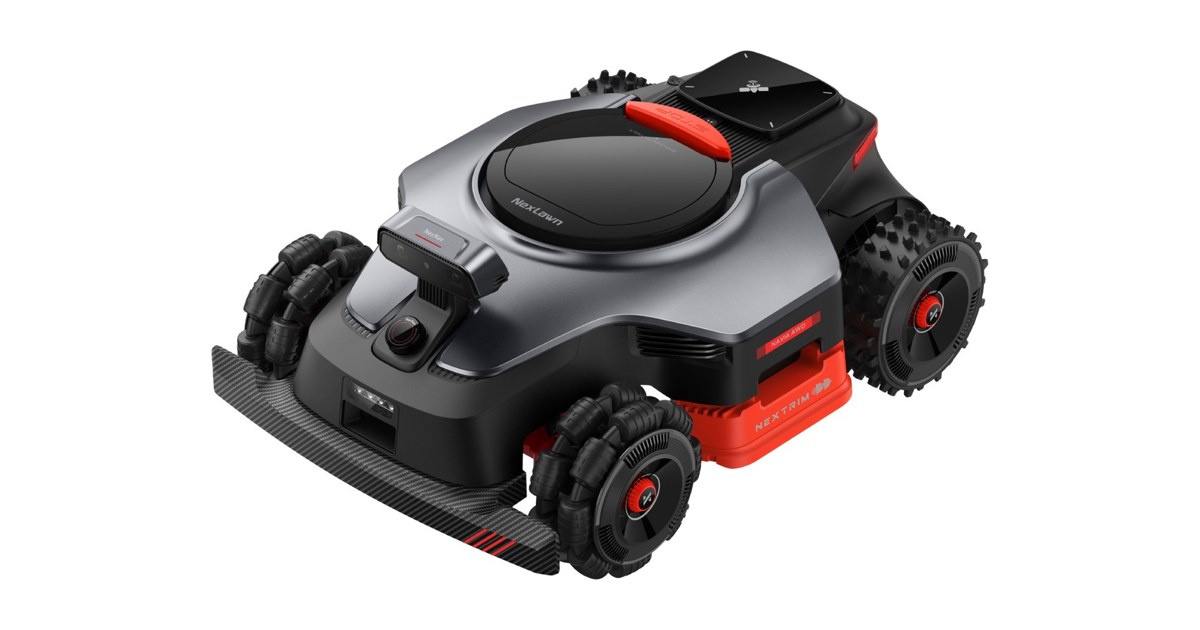 Render oficial de NexLawn NAVIA AWD completo, con cuatro ruedas y carrocería negra y roja.