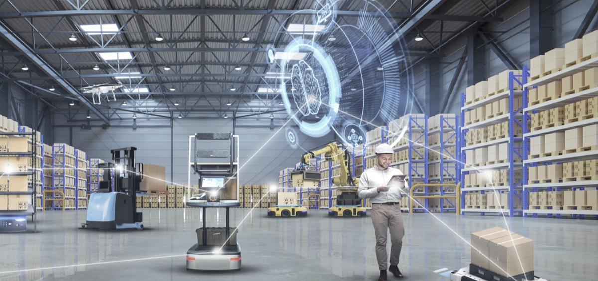 Roboteon orquesta AMR y cobots de varios fabricantes en Automate
