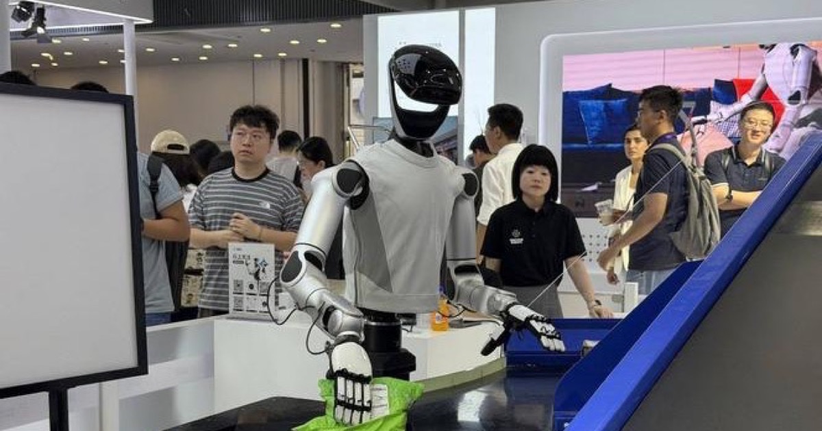 China Post prueba ocho humanoides M7 para clasificar paquetes