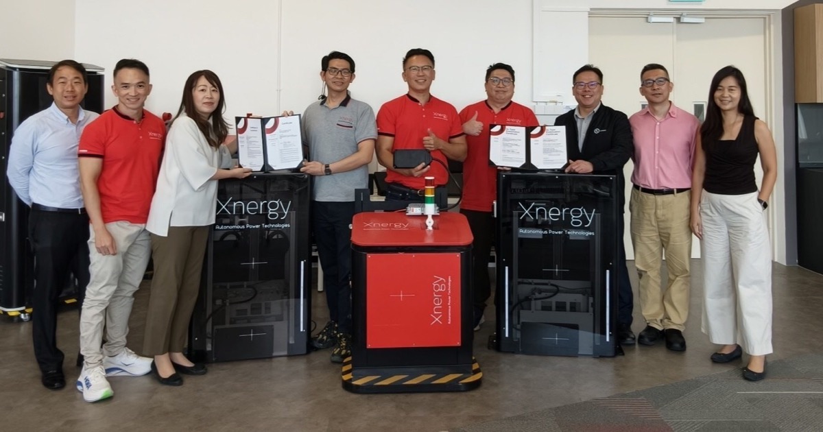 Xnergy certifica Phoenix para cargar AMR sin contacto
