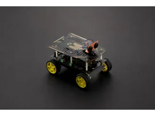 Cherokey 4WD de DFRobot con ruedas grandes y sensor ultrasónico frontal