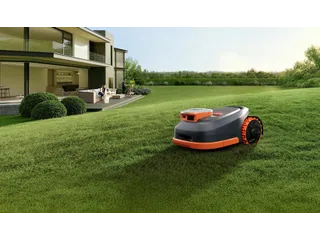 Navimow H2 completo sobre césped, en una imagen oficial.