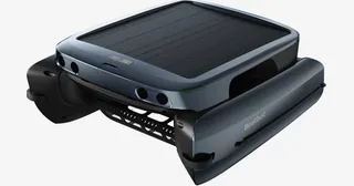 Render oficial del Beatbot iSkim de 2026, con panel solar sobre su cuerpo flotante.