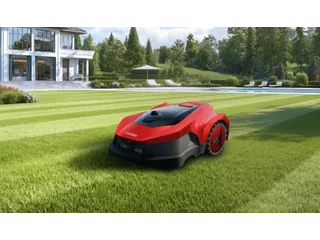 Render oficial provisional de un cortacésped iGarden L AWD en un jardín.