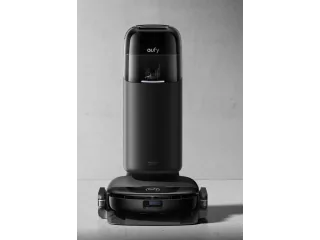 eufy S1 Pro negro acoplado a su estación de mantenimiento.