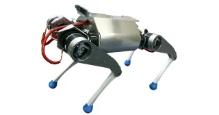 Fotografía oficial del robot MEVIUS de RT Corporation.