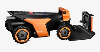 Render oficial de Navimow Terranox completo, con carcasa negra y naranja.