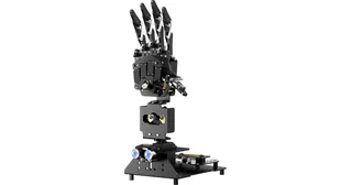 Mano robótica negra AiHand de Hiwonder sobre base con sensores y una placa micro:bit