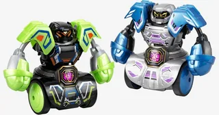 Imagen oficial de dos Robo Kombat Tornado de Silverlit, verde y azul.