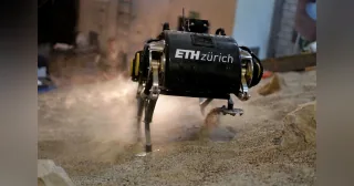 Fotografía de SpaceBok publicada por ETH Zurich Robotic Systems Lab.