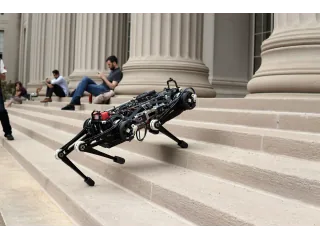 Fotografía de MIT Cheetah 3 publicada por MIT Biomimetic Robotics Lab.