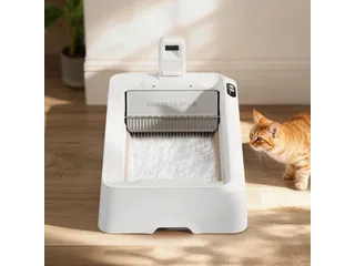 Imagen oficial de PETKIT Purobot Crystal Duo completo con su rastrillo y cámara, junto a un gato.