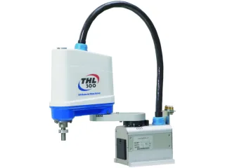 Fotografía oficial de Shibaura Machine THL300.