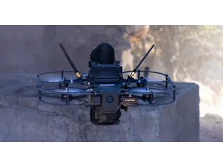 STRIKER, de XTEND