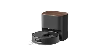 Render oficial del SwitchBot K11+ Pro negro junto a su estación compacta de autovaciado.