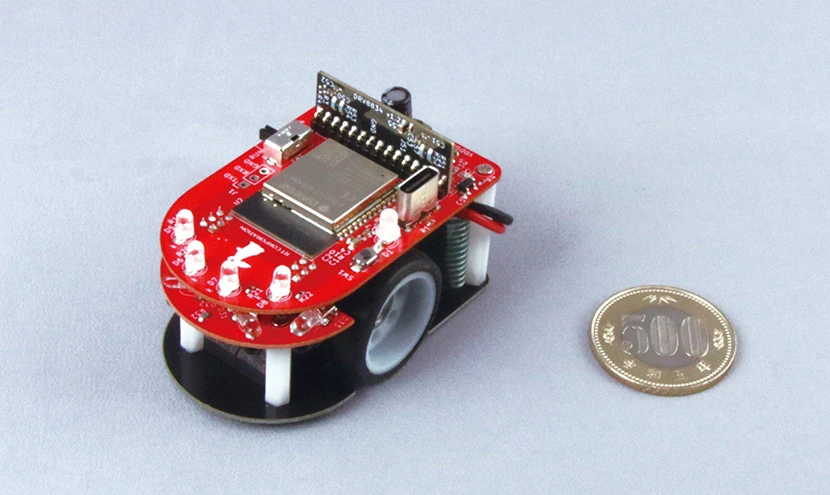 Fotografía oficial del robot Pi:Co V2 de RT Corporation.